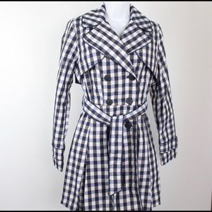 Raincoat with blue and white checks. by Laundry